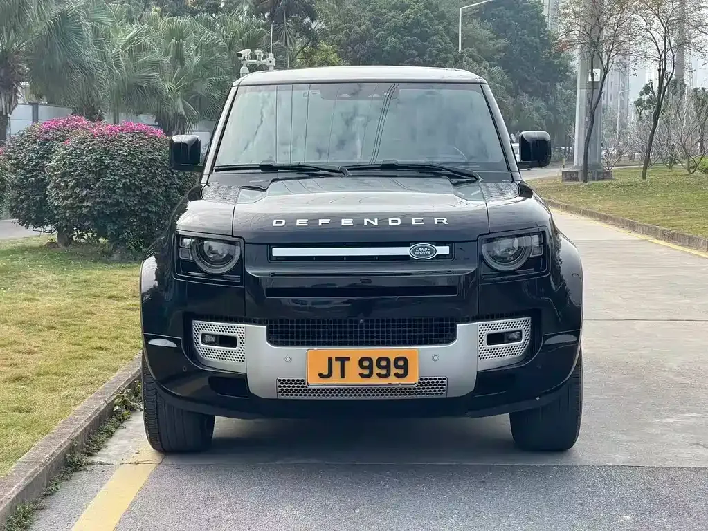 Land Rover Defender — фото 2