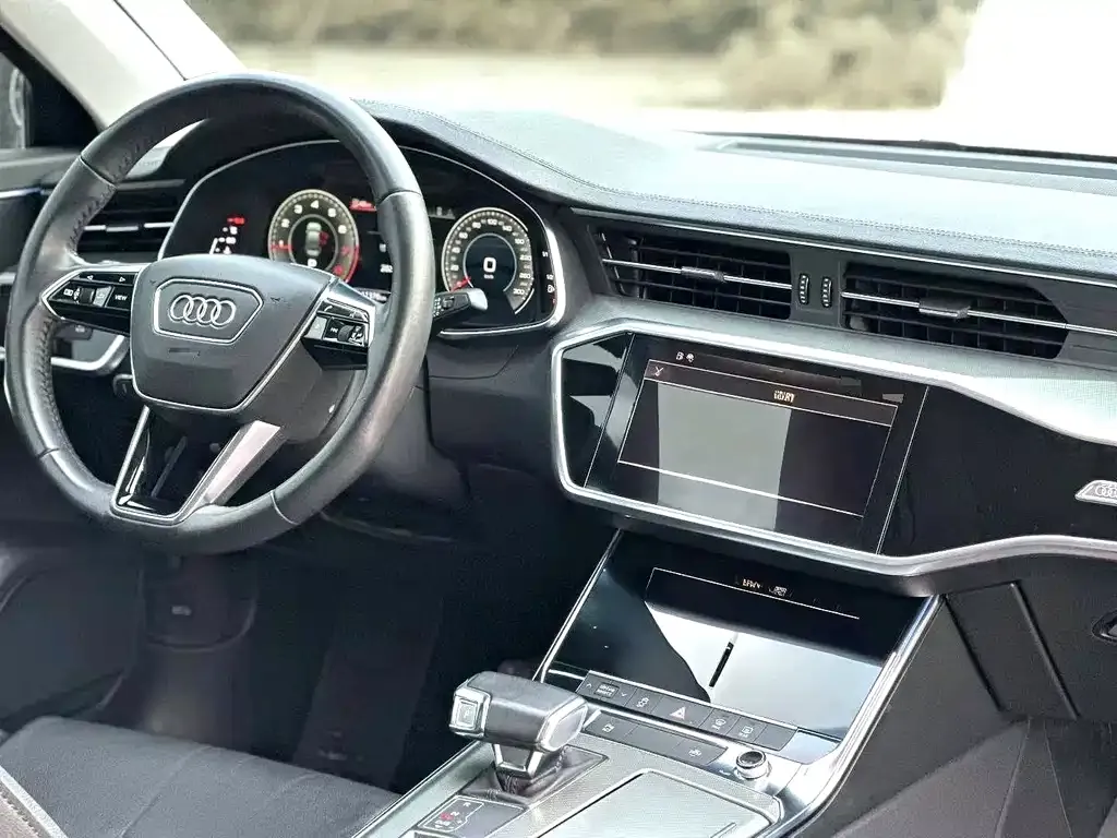 Audi A6L — фото 4