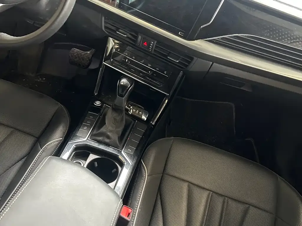 Volkswagen Passat — фото 5
