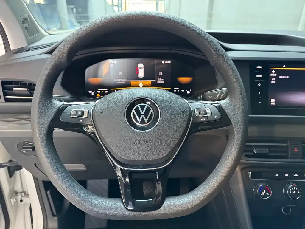 Volkswagen Tharu — фото 8