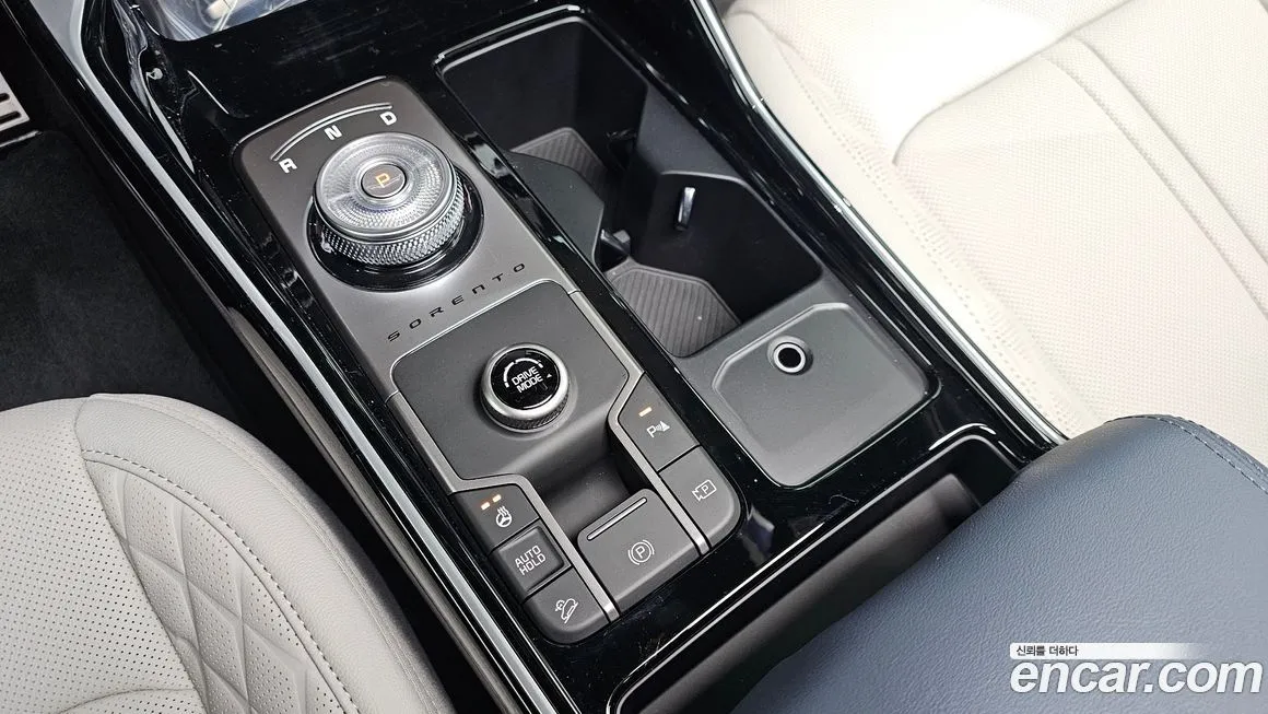 Kia Sorento — фото 4