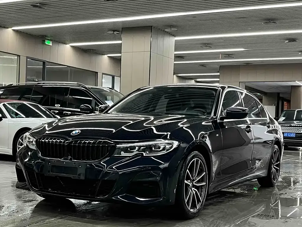 BMW 3 Series — фото 1
