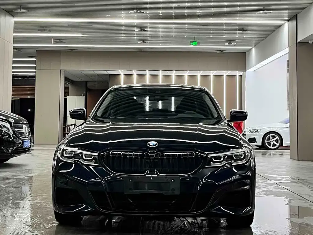 BMW 3 Series — фото 8