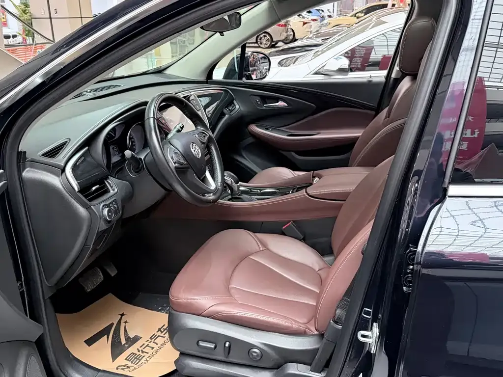 Buick Envision Plus — фото 9