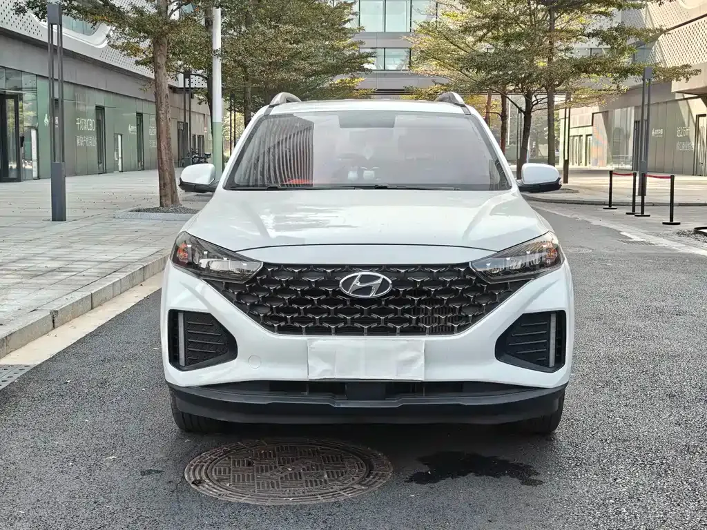 Hyundai ix35 — фото 10