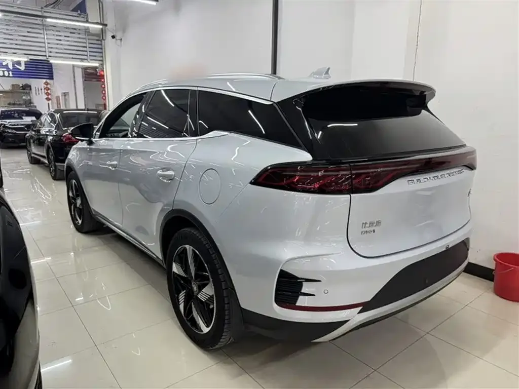BYD Tang New Energy — фото 3