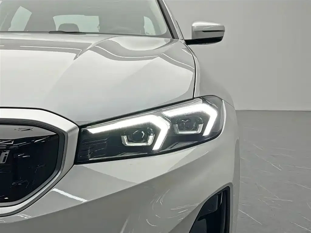 BMW i3 — фото 3