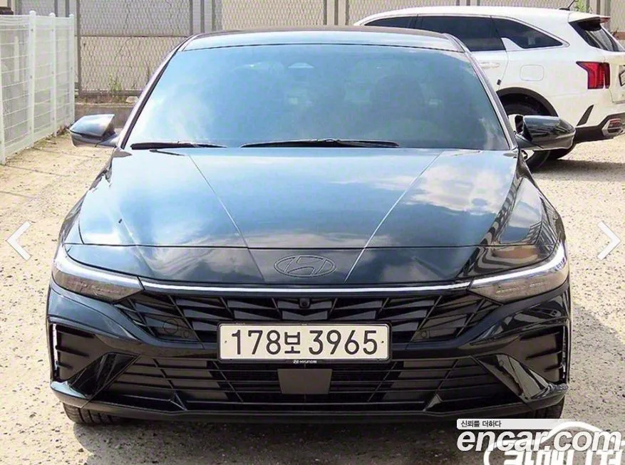 Hyundai AVANTE — фото 1