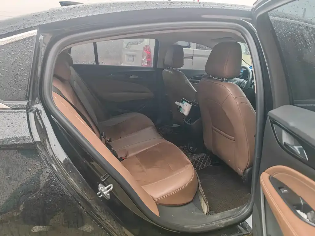 Buick Regal — фото 4