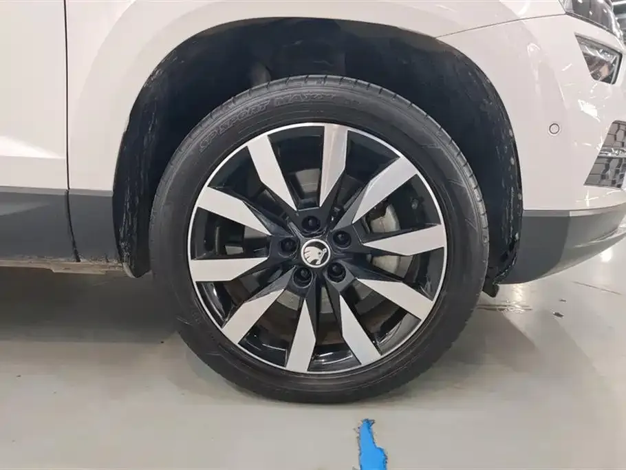 Skoda Karoq — фото 6