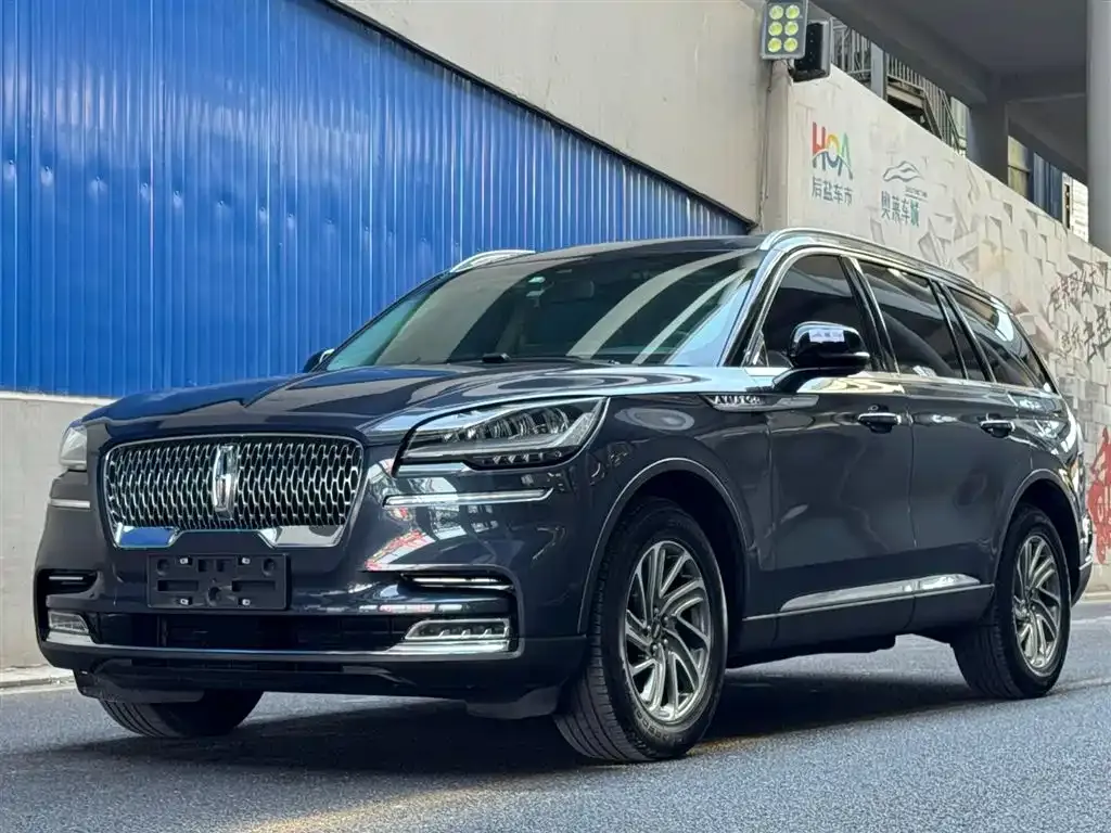 Lincoln Aviator — фото 1