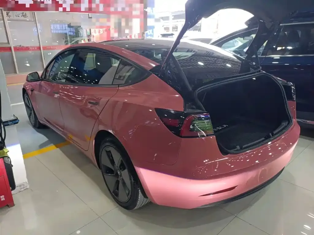 Tesla Model 3 — фото 4