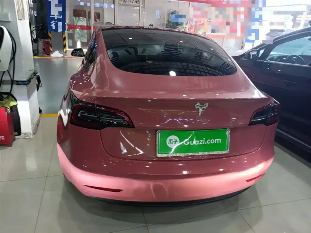 Tesla Model 3 — фото 5