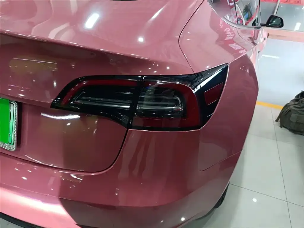 Tesla Model 3 — фото 2