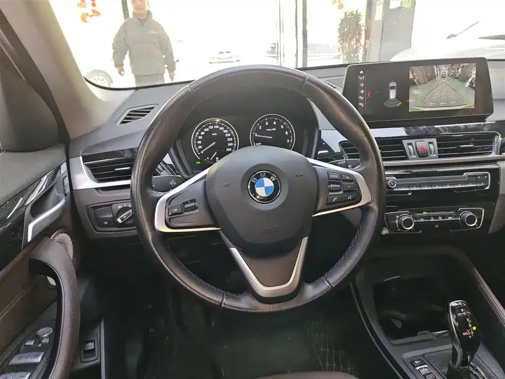 BMW X1 — фото 4
