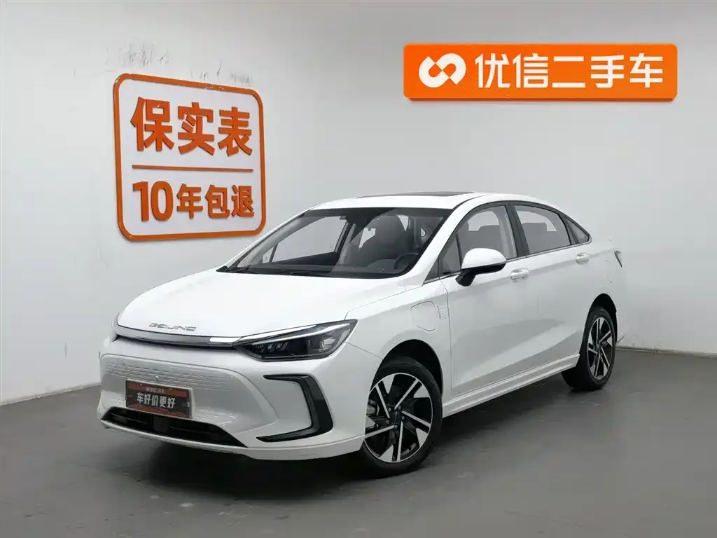 BAIC EU5 Plus — фото 1