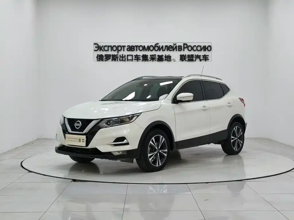 Nissan Qashqai — фото 1