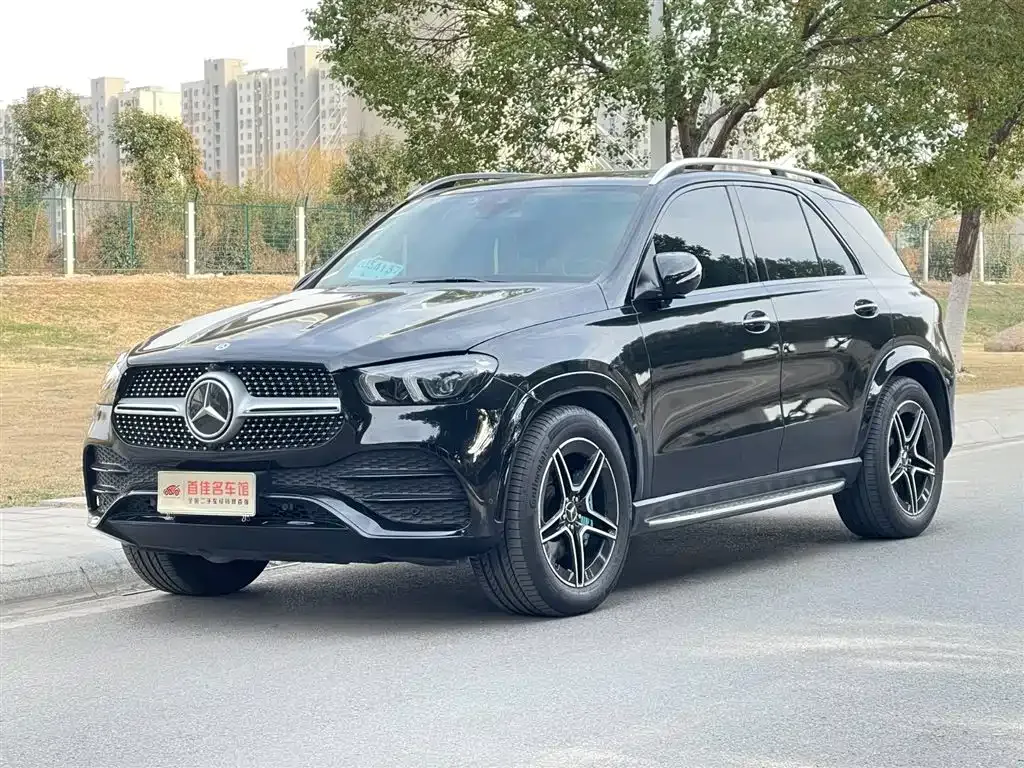 Mercedes-Benz GLE — фото 1