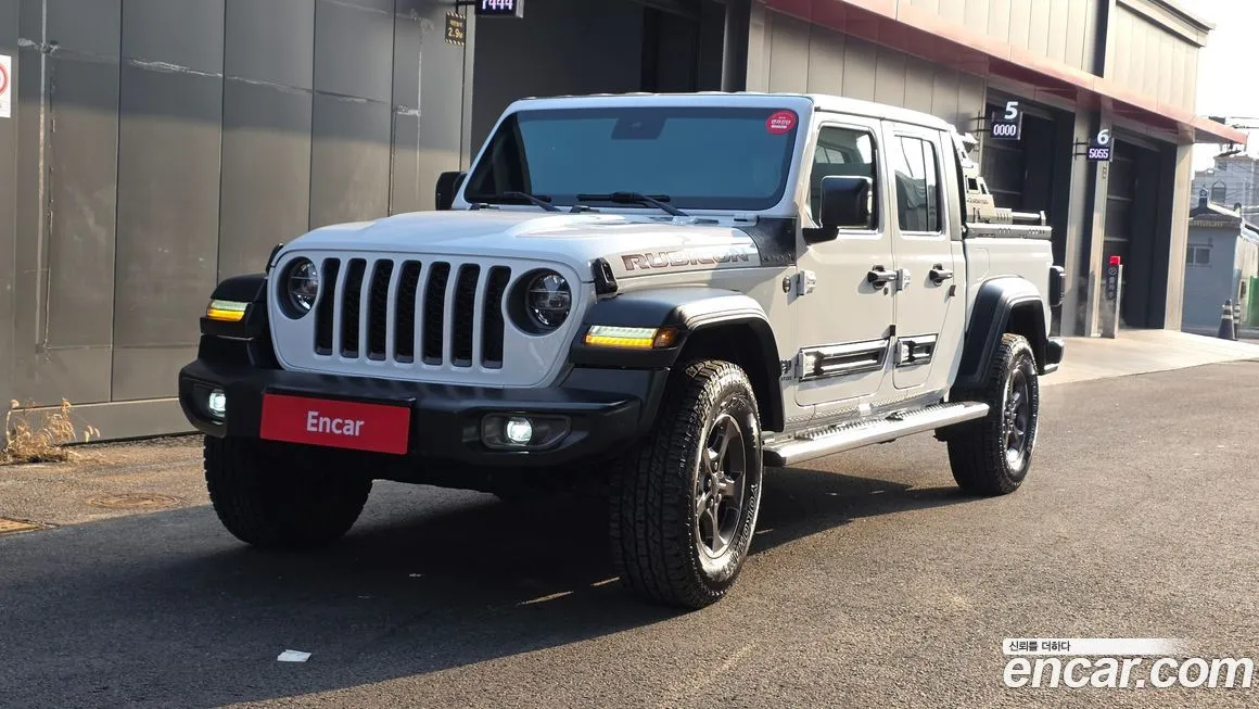 Jeep Gladiator — фото 1