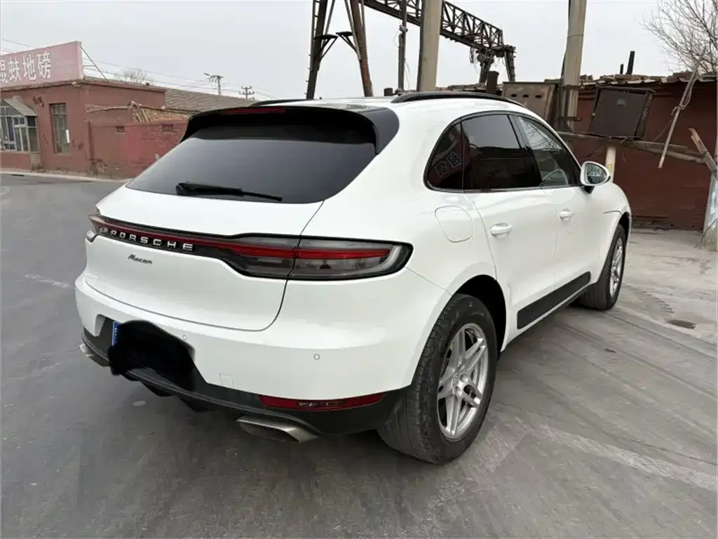 Porsche Macan — фото 8
