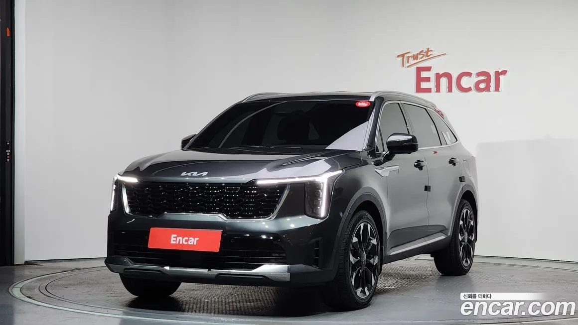 Kia Sorento — фото 1