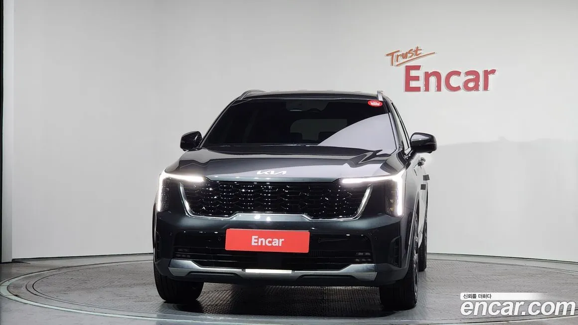 Kia Sorento — фото 9