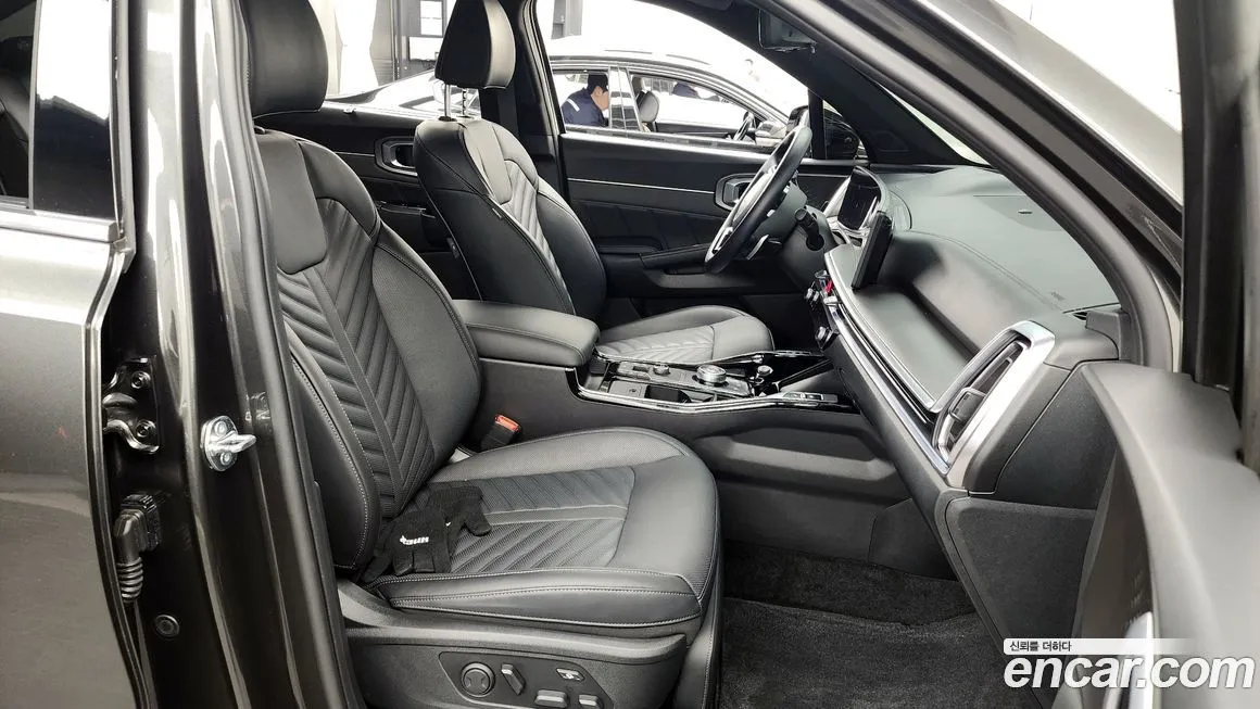 Kia Sorento — фото 7