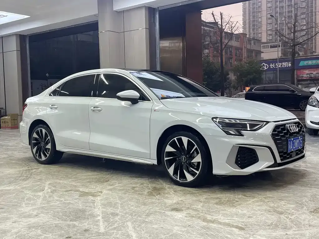 Audi A3 — фото 2