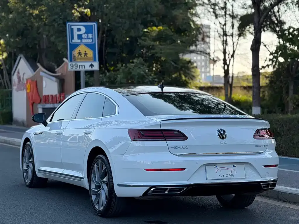 Volkswagen CC — фото 7
