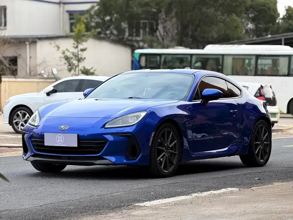Subaru BRZ — фото 1