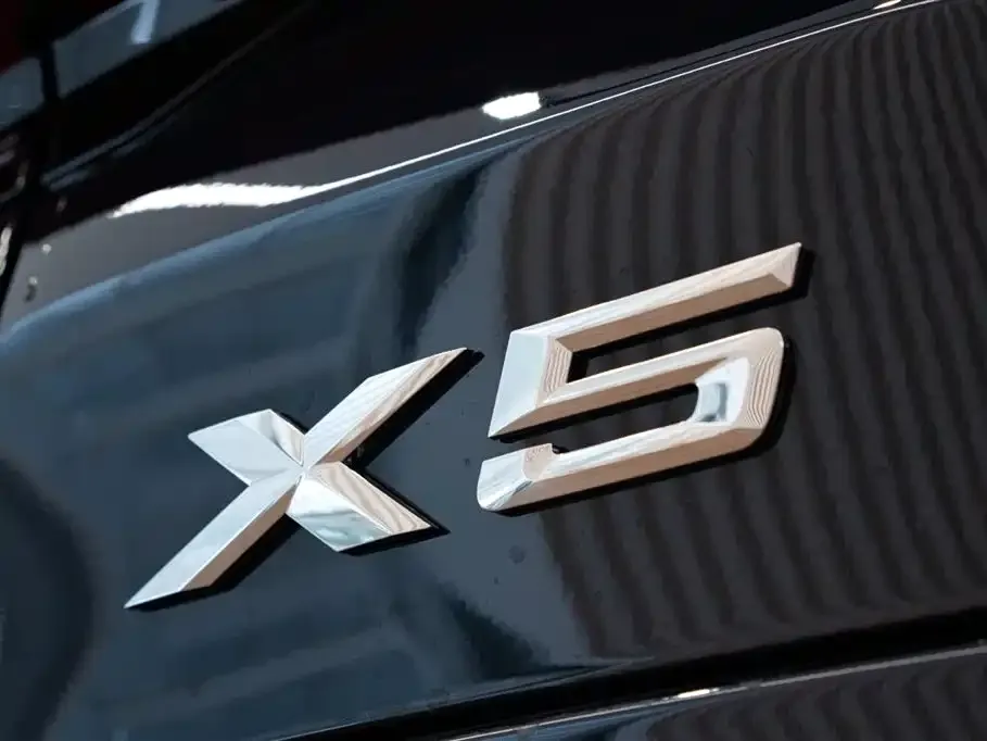 BMW X5 — фото 9