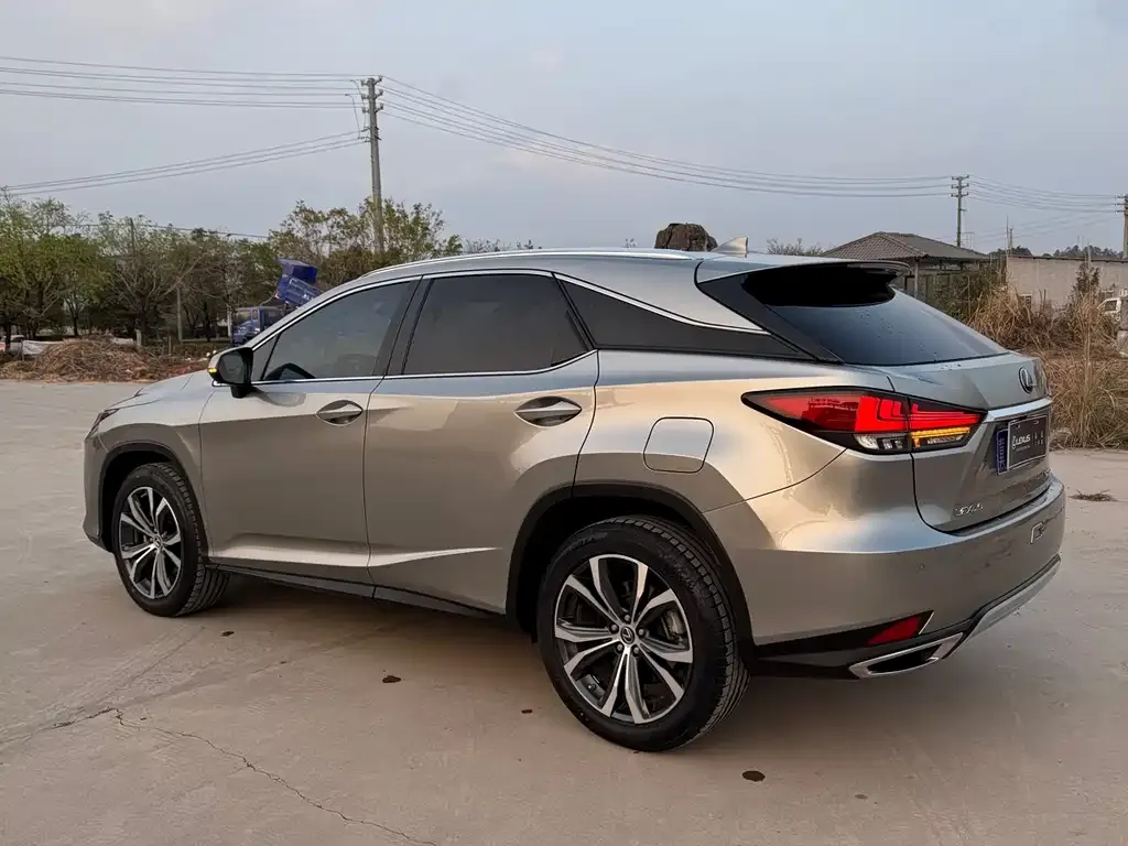 Lexus RX — фото 4