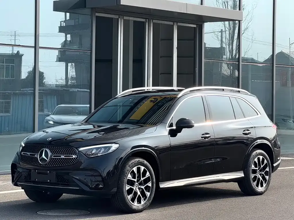 Mercedes-Benz GLC — фото 1