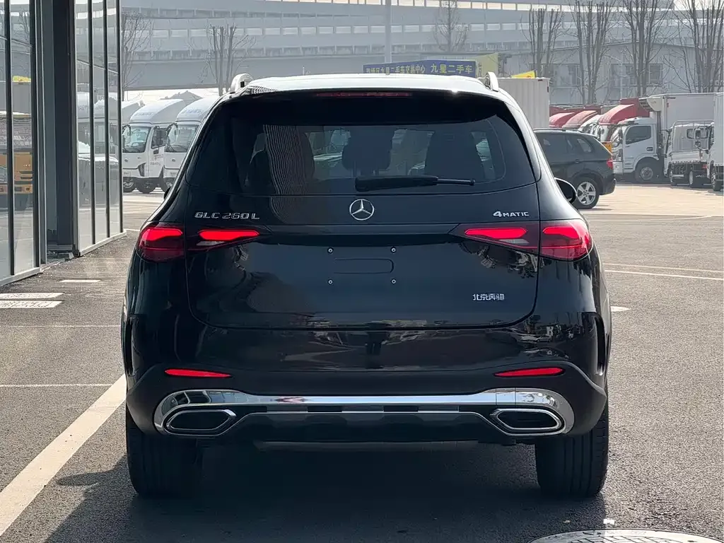 Mercedes-Benz GLC — фото 9