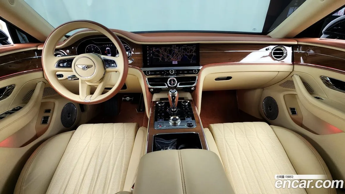 Bentley Flying Spur — фото 8