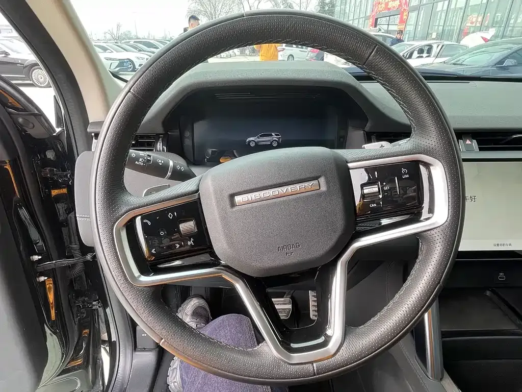 Land Rover Discovery Sport — фото 10