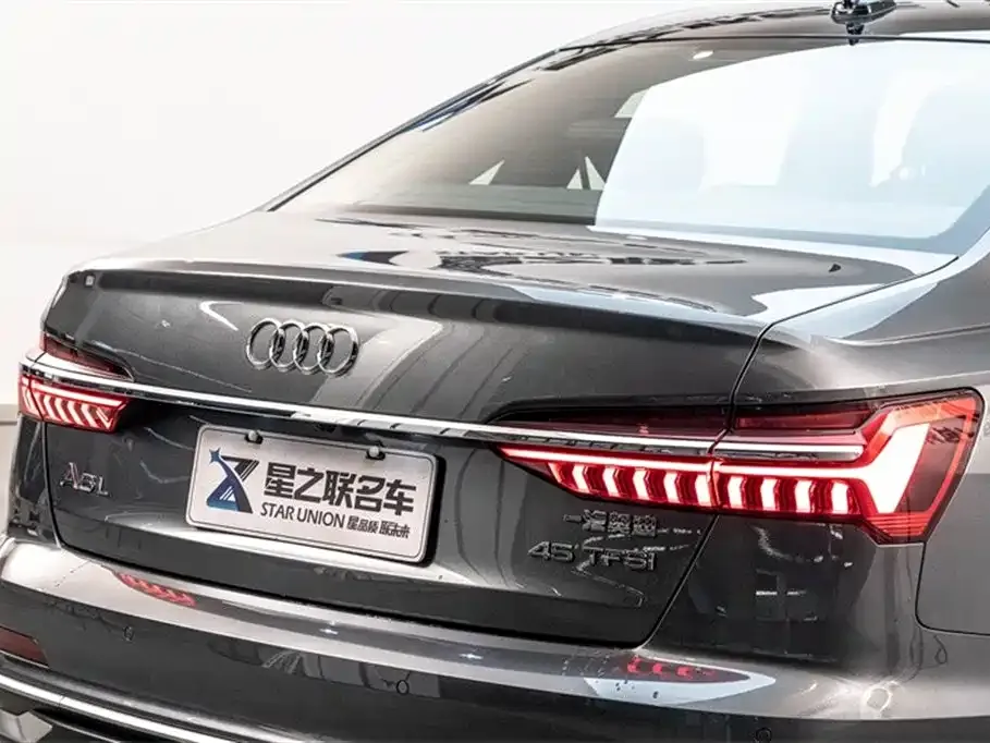 Audi A6L — фото 5