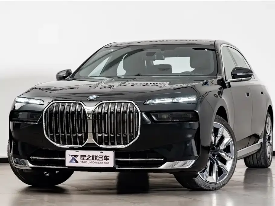 BMW 7 Series — фото 4