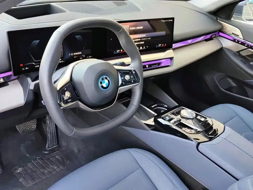 BMW i5 — фото 9