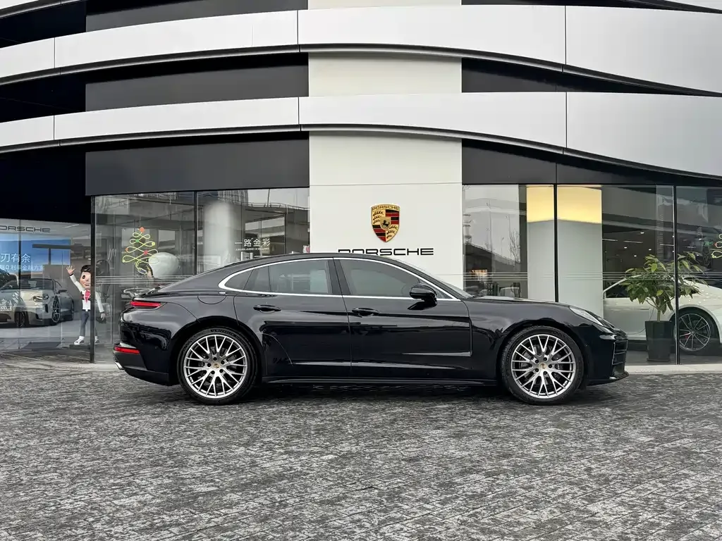 Porsche Panamera — фото 10
