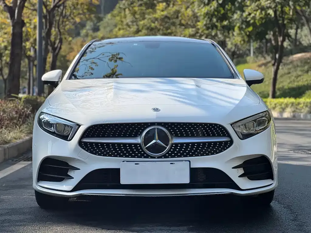 Mercedes-Benz A-Class — фото 1