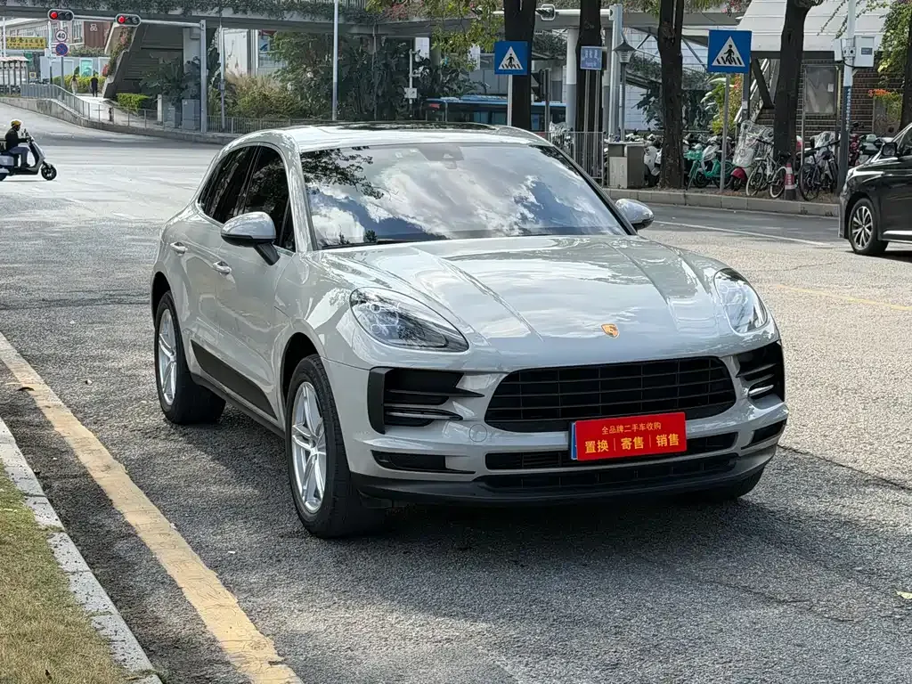 Porsche Macan — фото 1