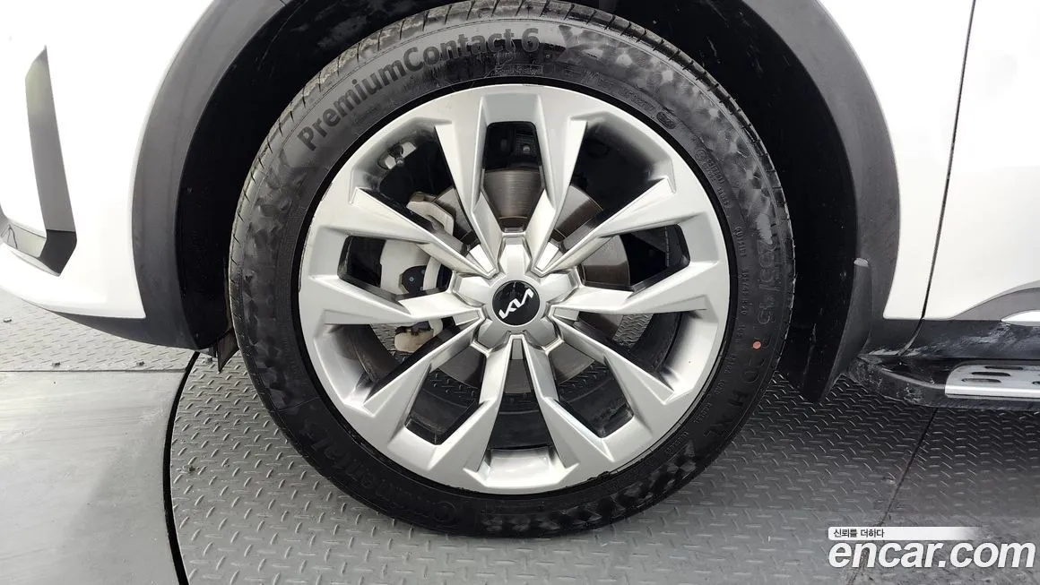Kia Sorento — фото 3