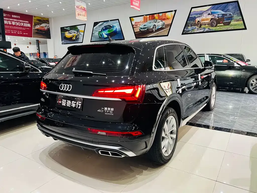 Audi Q5L — фото 2