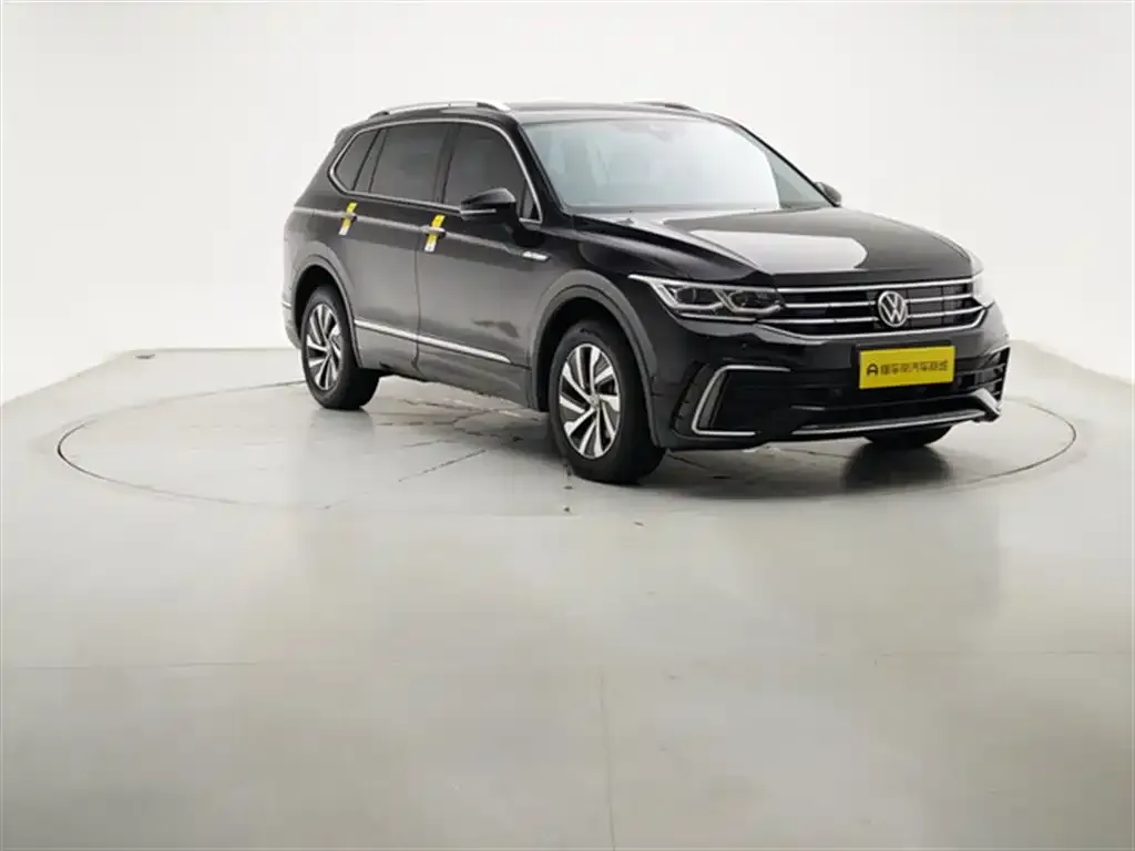 Volkswagen Tiguan L New Energy — фото 8