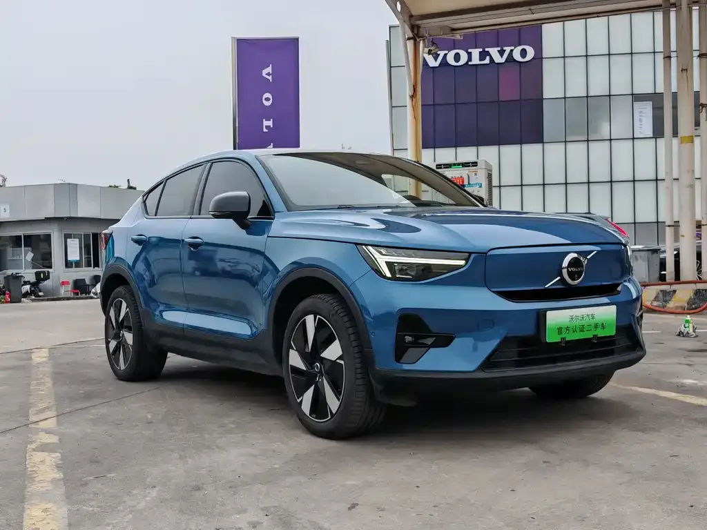 Volvo C40 — фото 4