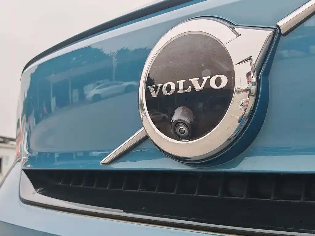 Volvo C40 — фото 2