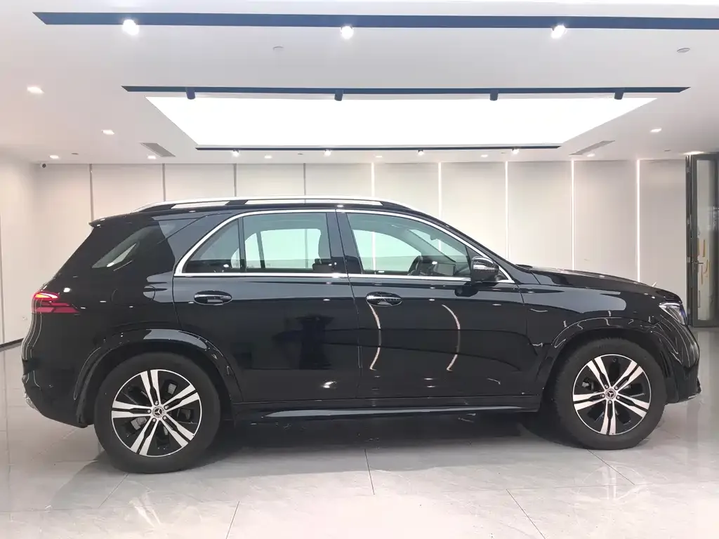 Mercedes-Benz GLE New Energy — фото 7