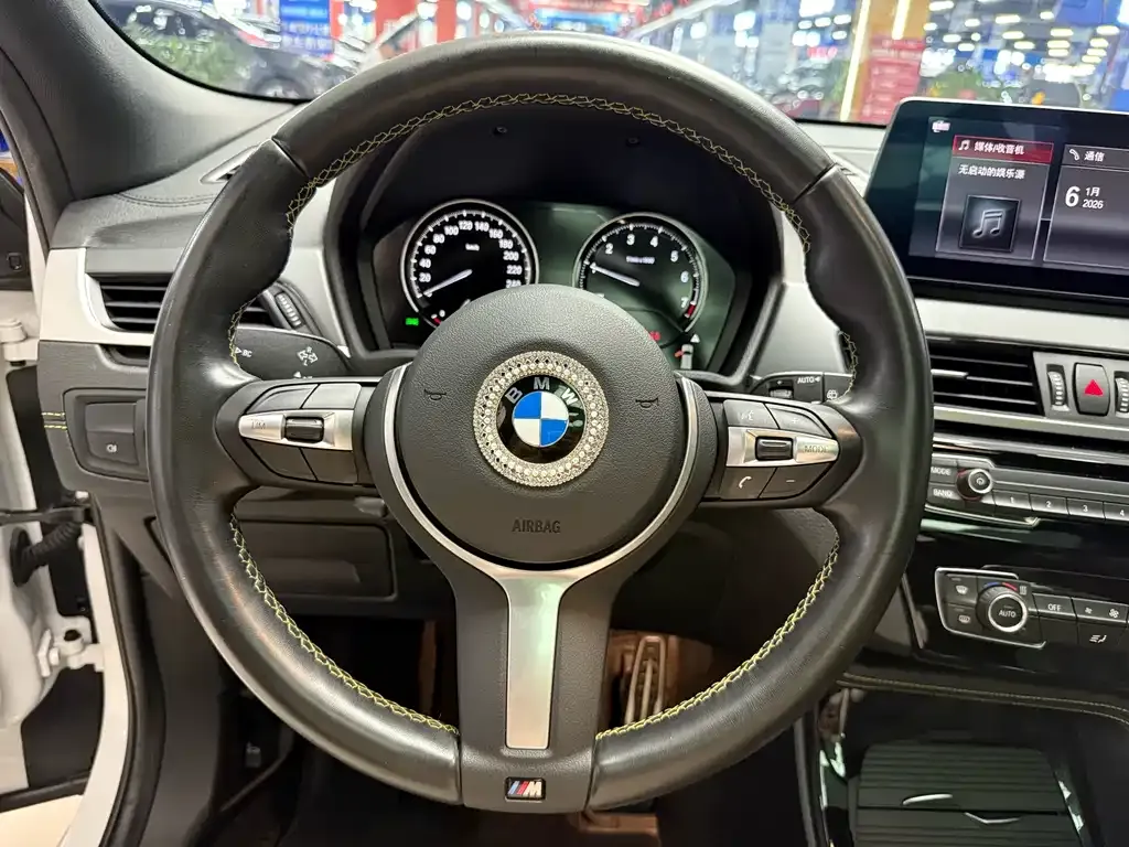 BMW X2 — фото 6