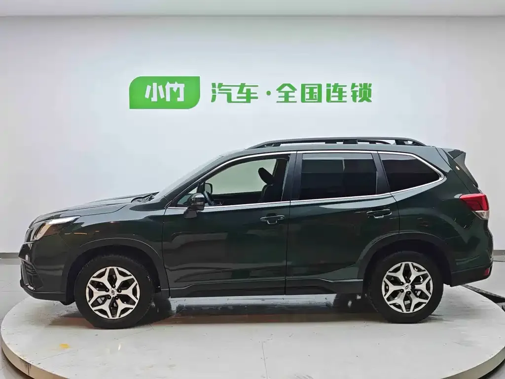 Subaru Forester — фото 9